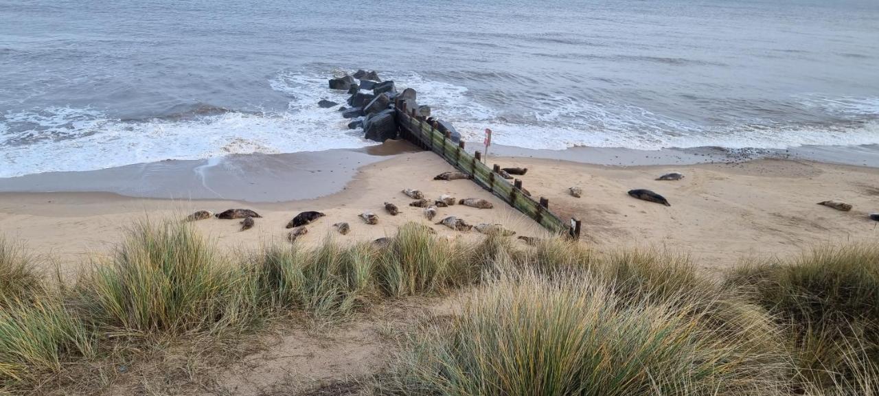 Twin Palms Guesthouse Great Yarmouth Esterno foto