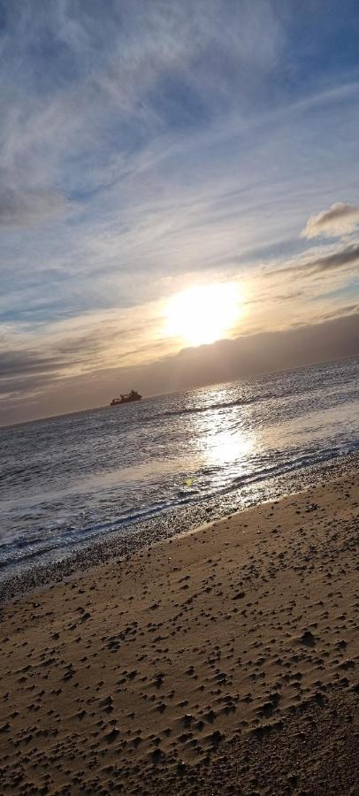 Twin Palms Guesthouse Great Yarmouth Esterno foto