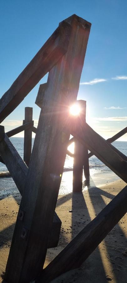 Twin Palms Guesthouse Great Yarmouth Esterno foto