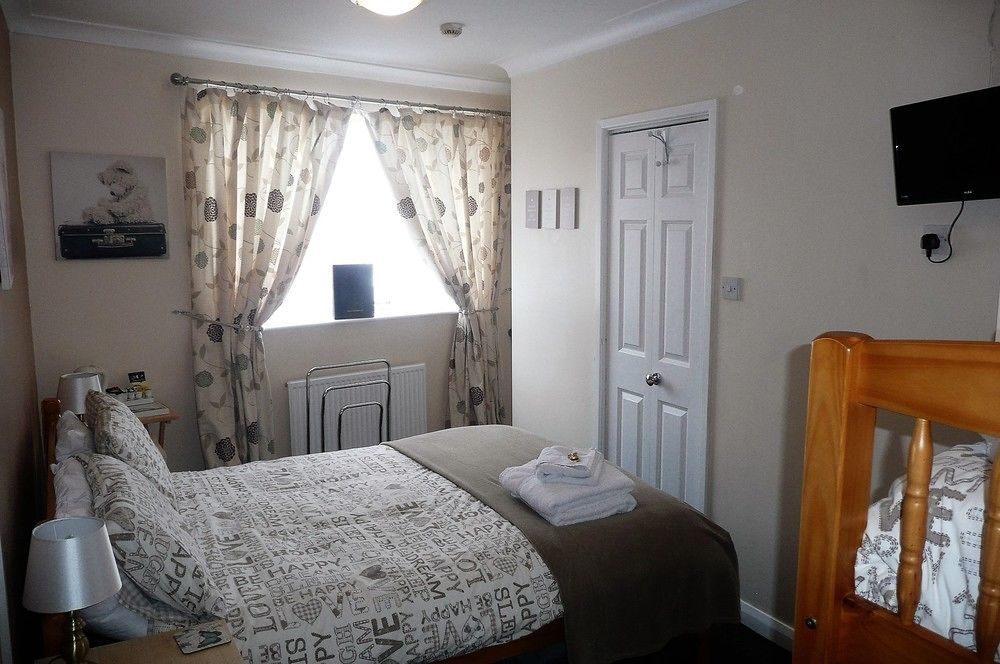 Twin Palms Guesthouse Great Yarmouth Esterno foto