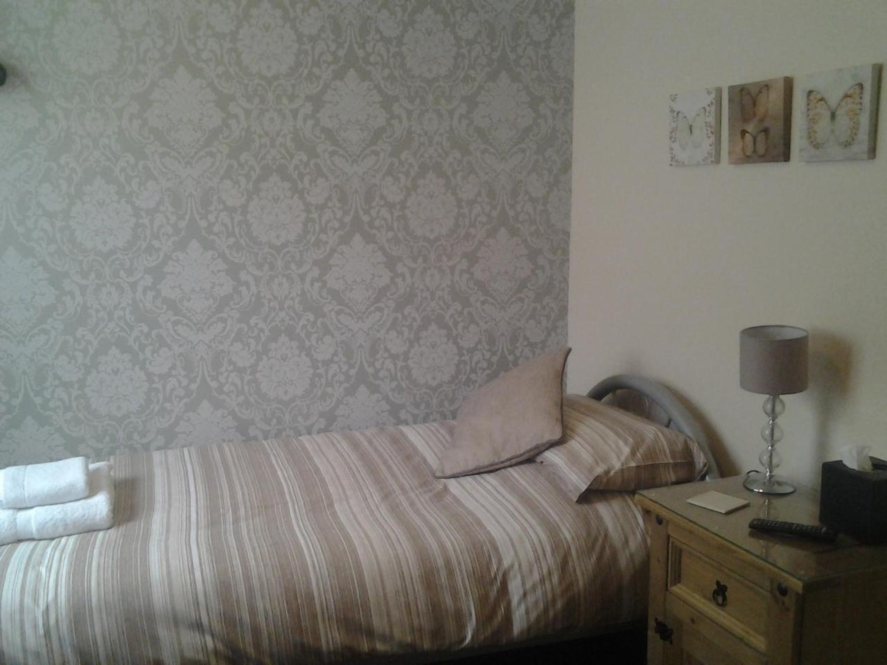 Twin Palms Guesthouse Great Yarmouth Esterno foto