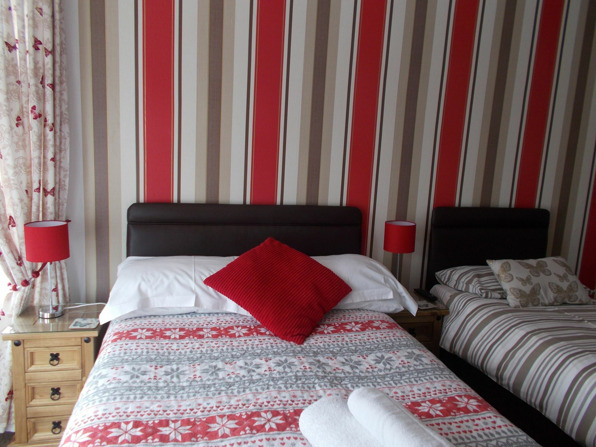 Twin Palms Guesthouse Great Yarmouth Esterno foto