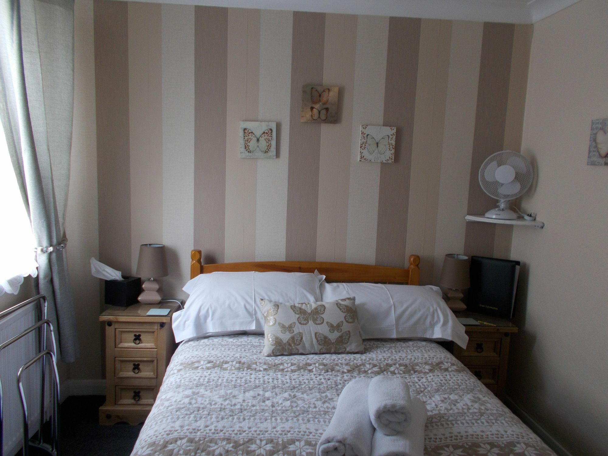 Twin Palms Guesthouse Great Yarmouth Esterno foto