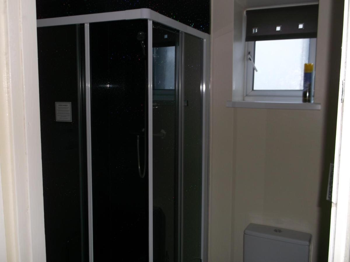 Twin Palms Guesthouse Great Yarmouth Esterno foto