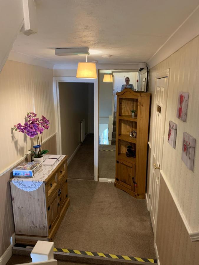 Twin Palms Guesthouse Great Yarmouth Esterno foto